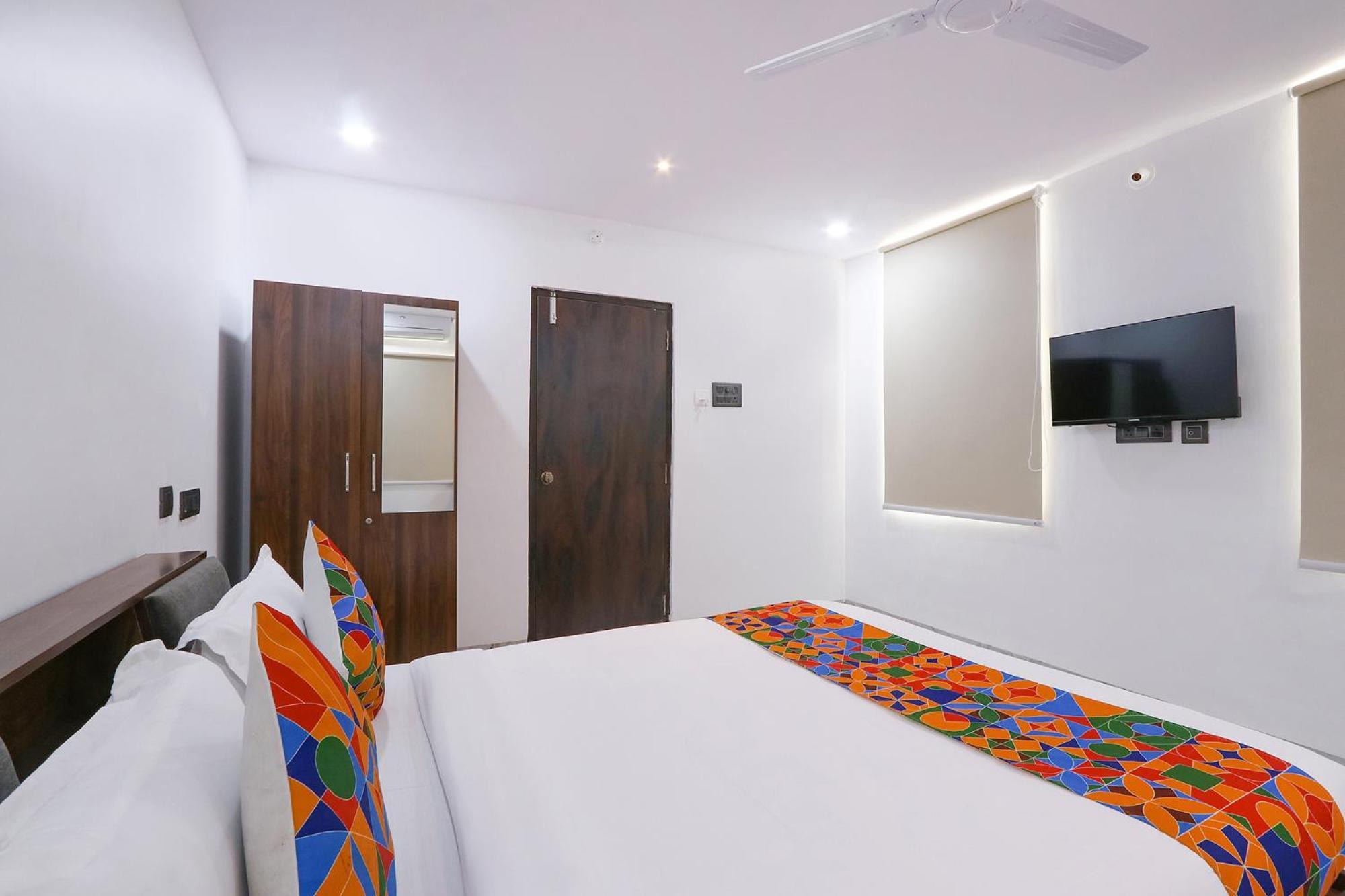 Fabhotel Relax Inn Hajdarabad Zewnętrze zdjęcie